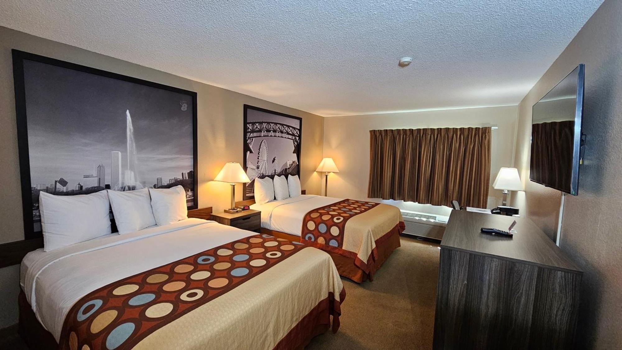 Super 8 By Wyndham Elgin Hotell Exteriör bild